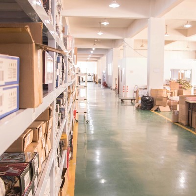 《高效運(yùn)營(yíng) 電子商務(wù)倉(cāng)庫(kù)管理核心指南》